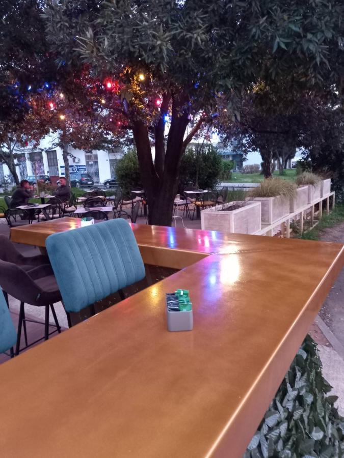 2 Bedroom Centre Apartment بودغوريتْسا المظهر الخارجي الصورة