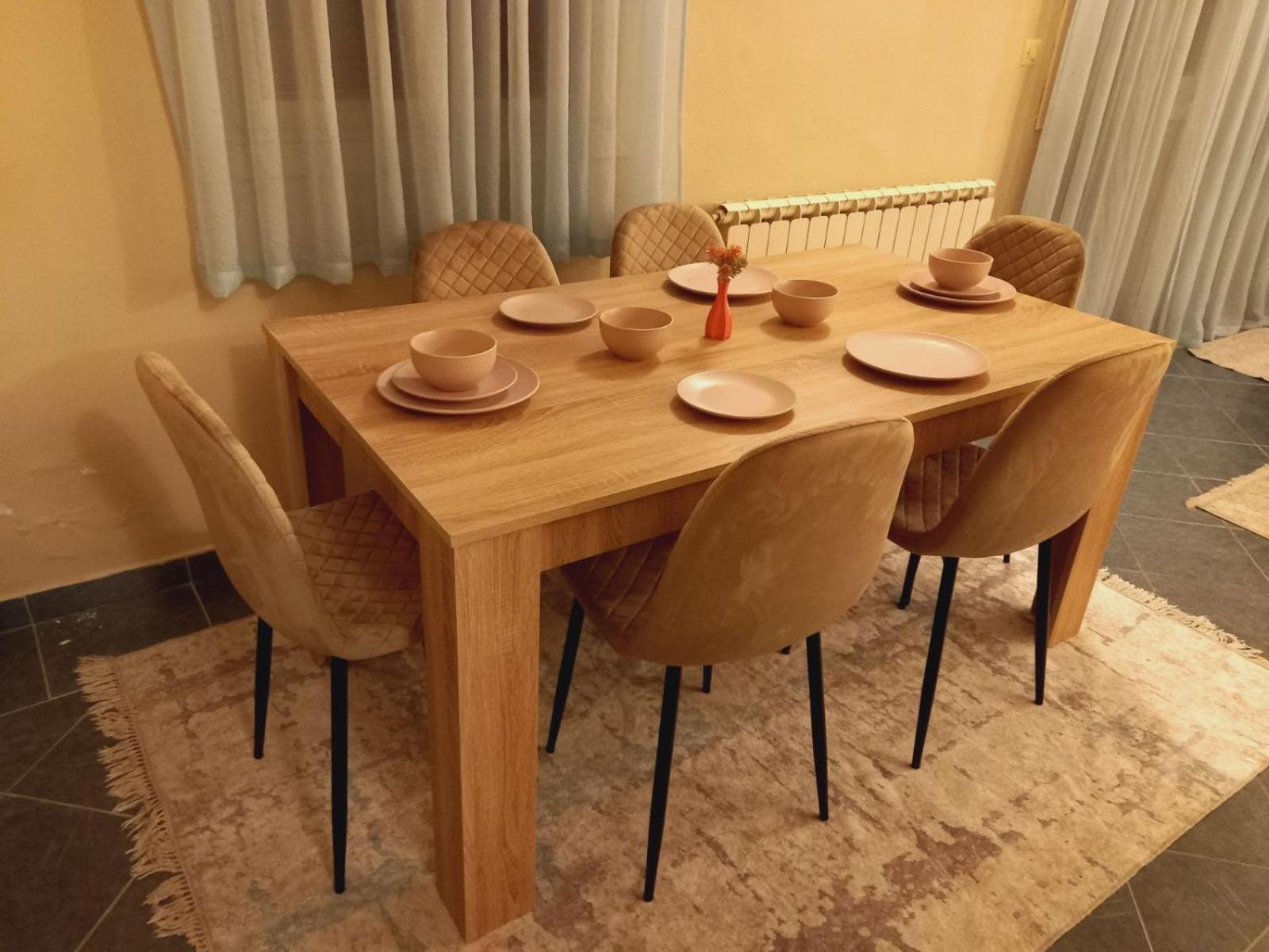 2 Bedroom Centre Apartment بودغوريتْسا المظهر الخارجي الصورة